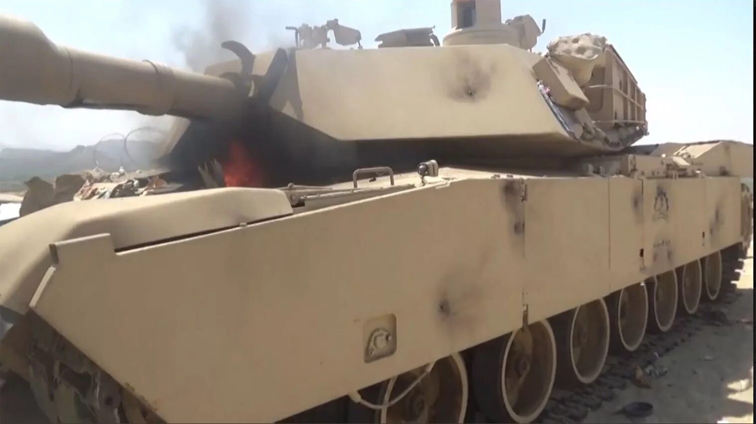 M1 Abrams в Йемене. Танк m1a2 "Абрамс" подбили. M1 Абрамс экипаж. Подбит первый танк абрамс