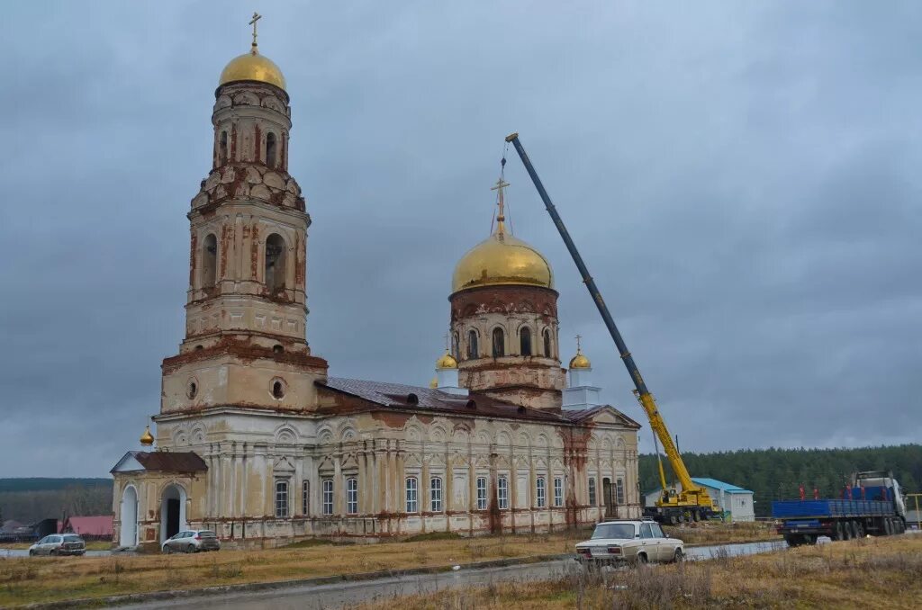 Сосновское каменский. Церковь Архангела Михаила (Маминское). Село Маминское храм Архангела Михаила. Село Маминское Каменский. Село Маминское Каменский район Свердловская.