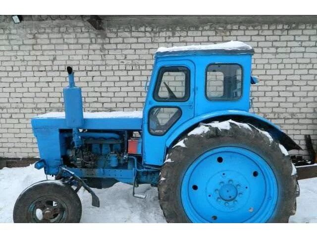 Авито оренбургская область купить трактор. Т-40 (трактор). Трактор т 40 ап. Трактор т 40 красный. Трактор т 40 передние Крылья.