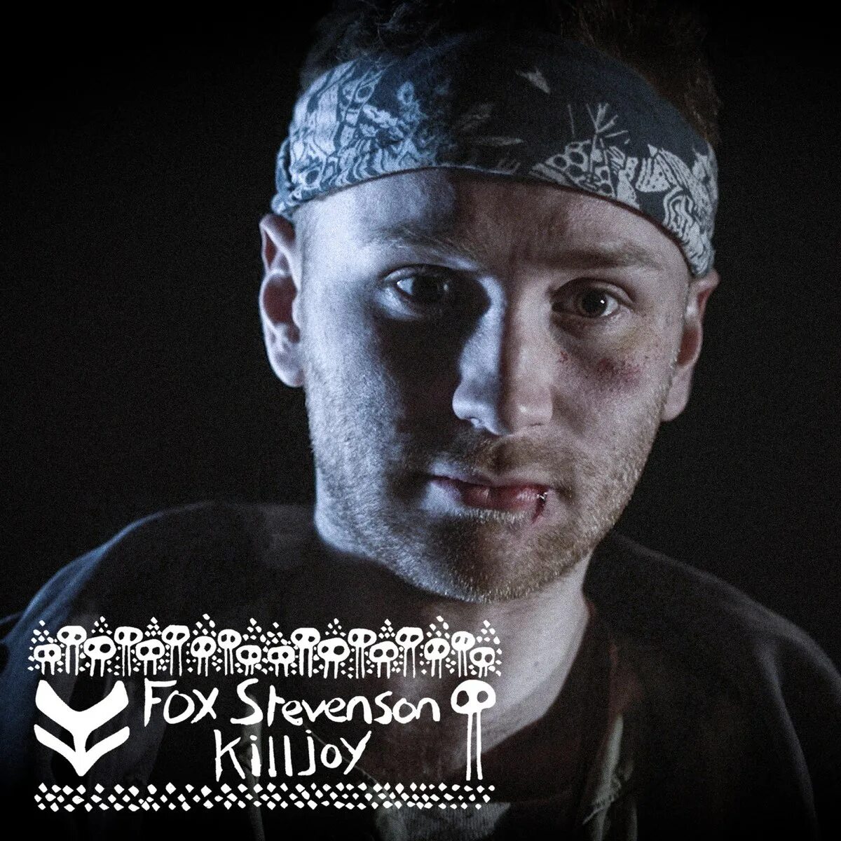 Fox stevenson. Fox Stevenson logo. Killjoy фото певец рэпер. Стэнли Стивенсон Фокс.