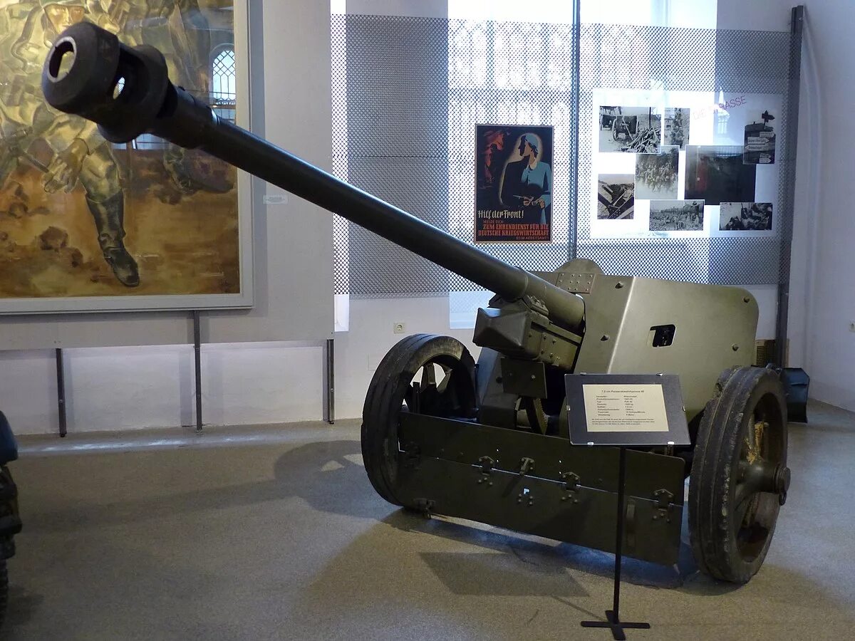 Pak 40 пушка. "7,5 Cm Pak. 40" - Немецкая 75-мм противотанковая пушка. Германская 75мм противотанковая пушка Pak 40. Немецкая 75 мм противотанковая пушка.