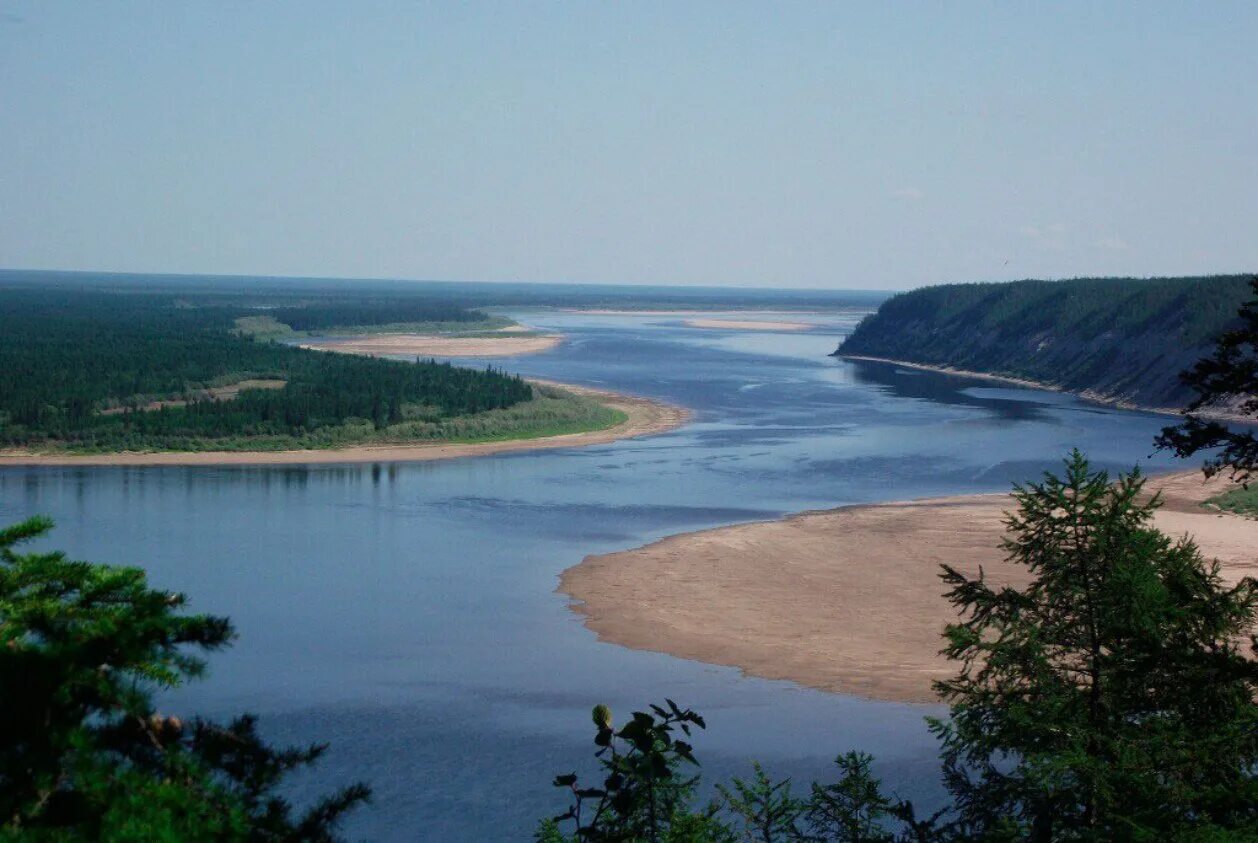 В это море впадает река якутии. Река Вилюй. Река Вилюй Якутия. Притоки реки Вилюй. Река Вилюй Нюрба.