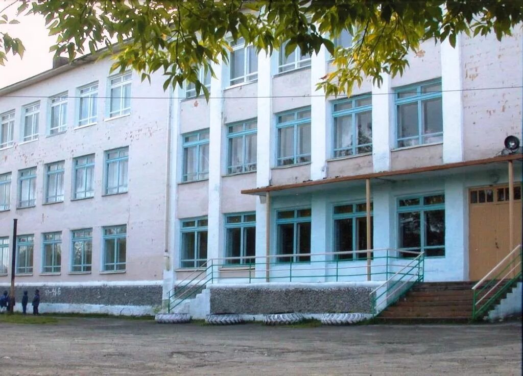 Мбоу обоянская сош 2. Школа номер 2 обоянь. Вторая школа номер телефона. Тасеево школа 2. Школа номер 2 верхняя синячиха.