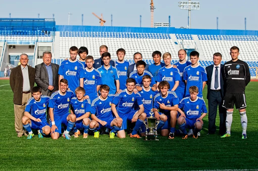 фк астрахань 2015. фк астрахань. фк астрахань 2004. волгарь астрахань форма. волгарь газпром астрахань.
