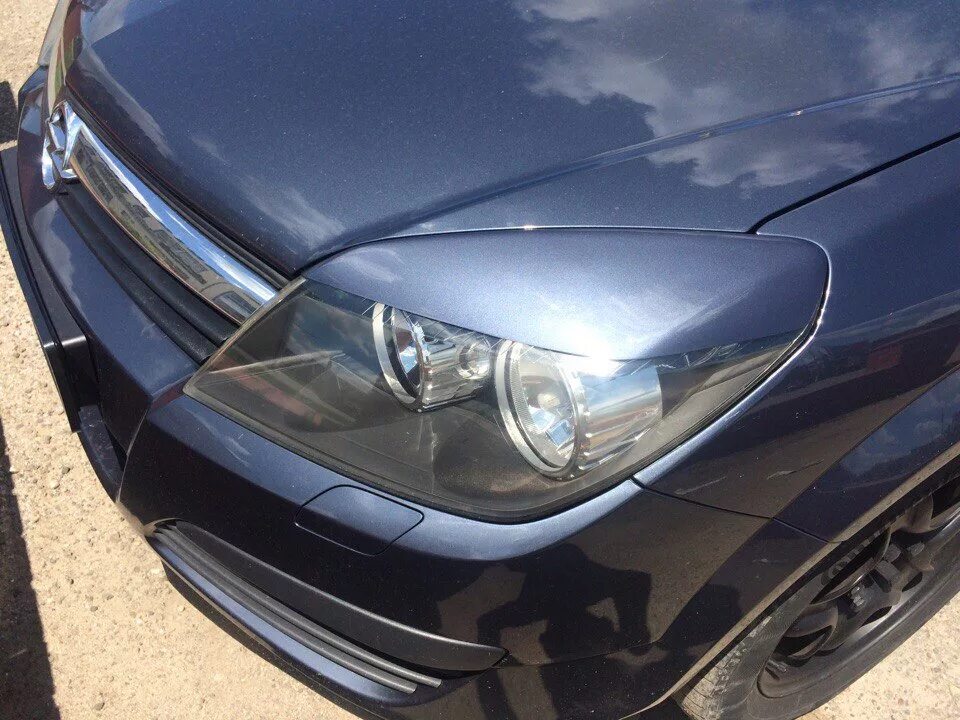 Реснички опель. Реснички опель. Реснички опель. Opel astra h реснички. Реснички на фары opel astra h.
