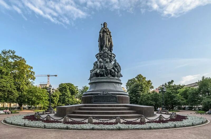 Екатерина ii санкт петербург площадь островского фото Памятник Екатерине II памятник на площади Островского в Санкт-Петербурге :: Ел