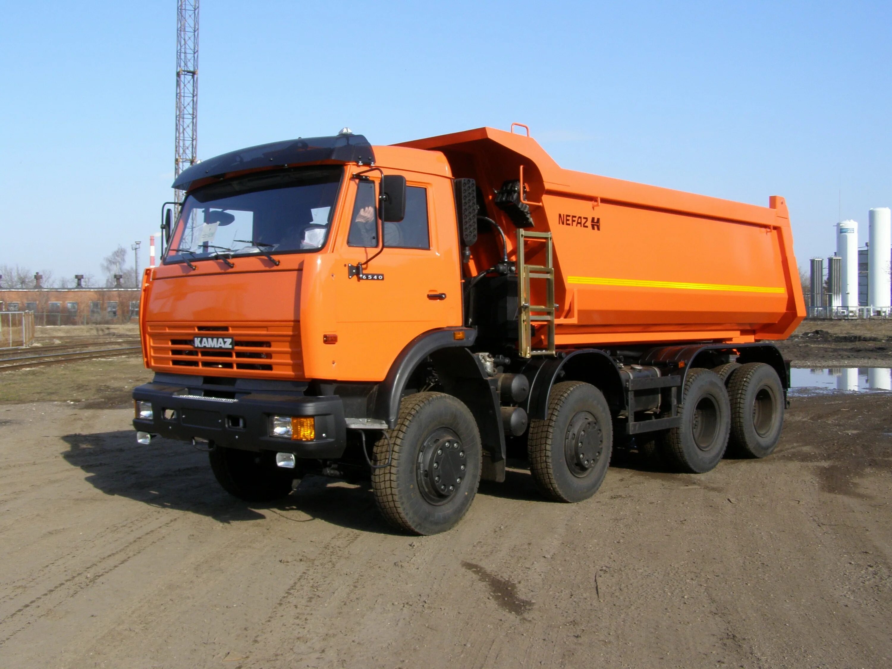 КАМАЗ 6540. КАМАЗ 4 осный самосвал. КАМАЗ-6540 8x4. КАМАЗ четырехосный самосвал. Камаз 650