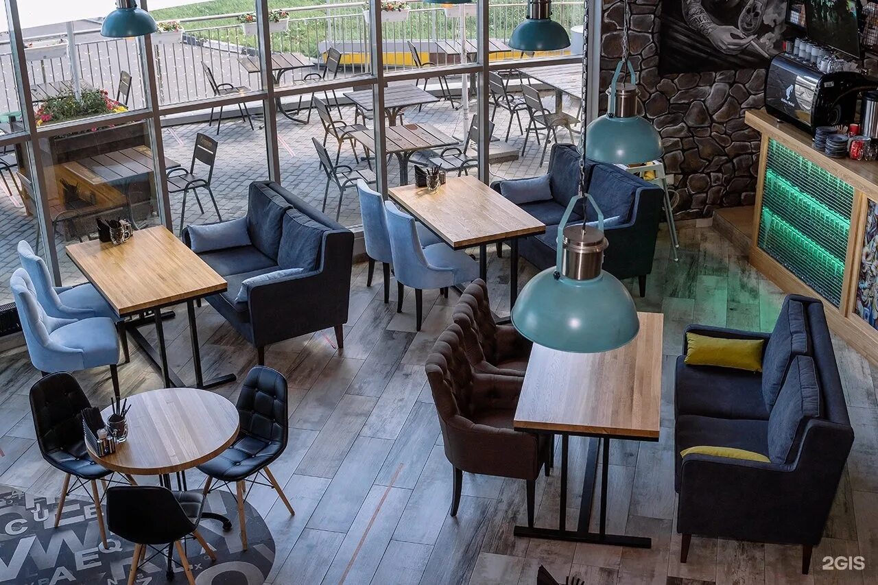 Черновар спб трибуца. Cernovar bar ленинский проспект. черновар авиапарк. ресторан черновар. черновар ресторан москва.