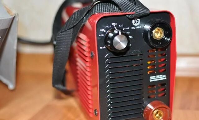 Arc 205 (j96). Инвертор бизон 160 пн. Сварочник кватро элемент 205. Инвертор сварог arc 205. Сварочный аппарат сварог arc 205.