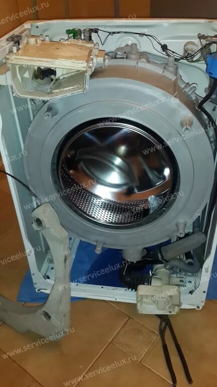 Центр ремонта стиральных машин электролюкс. AEG Lavamat 1049. Стиралка Electrolux 1049. AEG стиральная машина Электролюкс. Датчик вращения барабана стиральных машин Электролюкс.