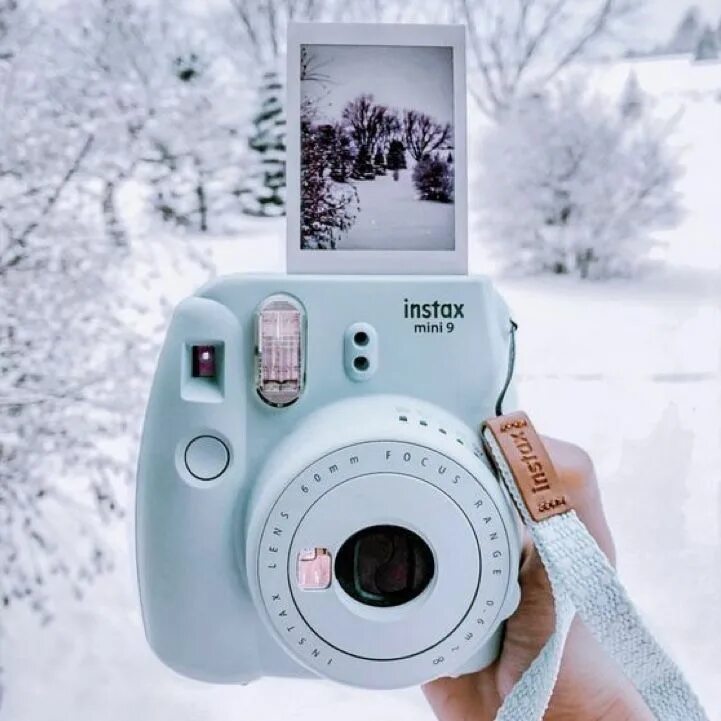 Инстакс как пользоваться. Полароид фуджифильм инстакс. фотокамера fujifilm instax mini 9 эстетика. polaroid instax mini 9. камера полароид инстакс.