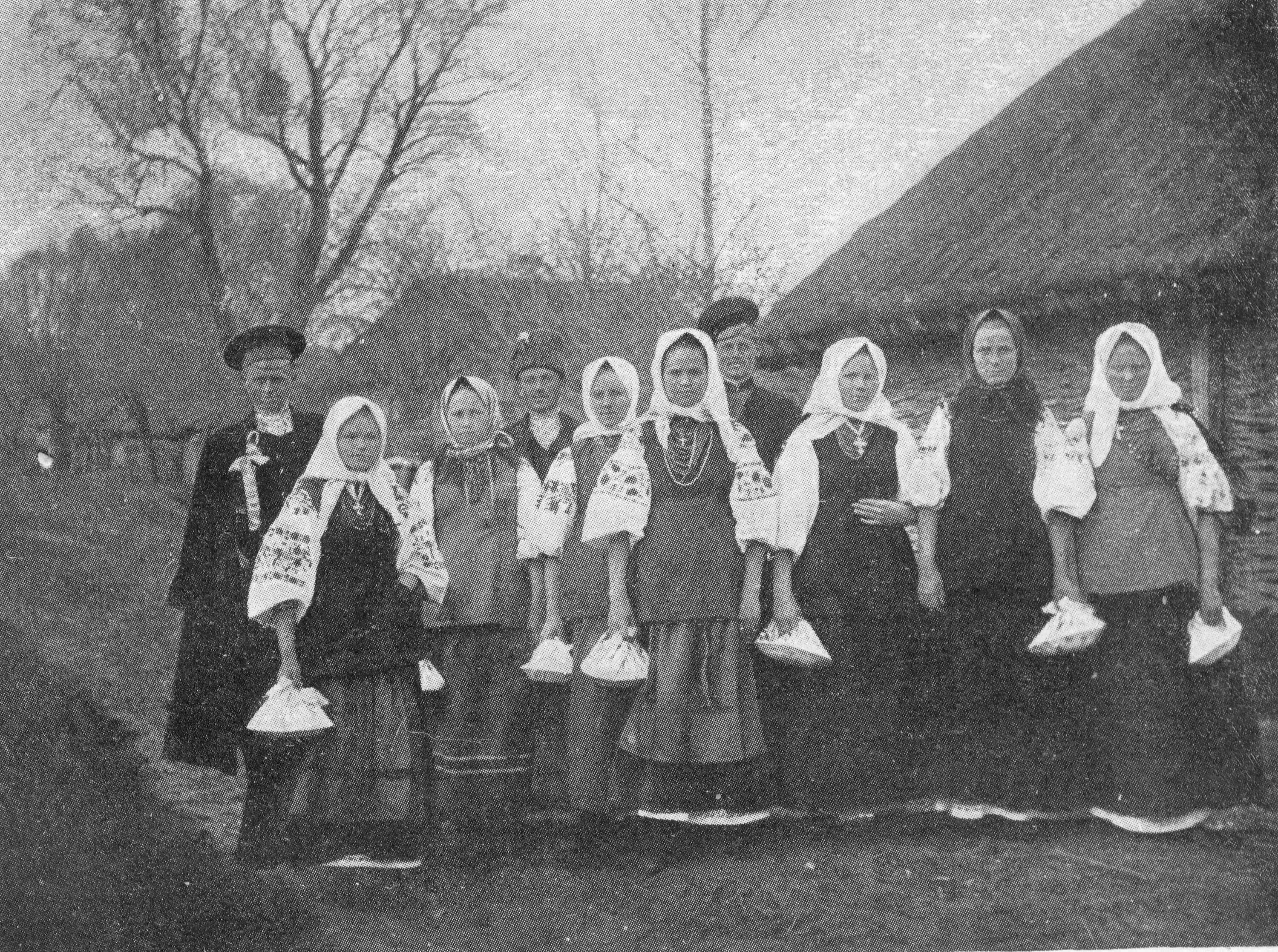 Old ukrainian. Old ukrainian. Селяне малороссы 19 века. Old ukrainian. Малороссы черниговской губернии.