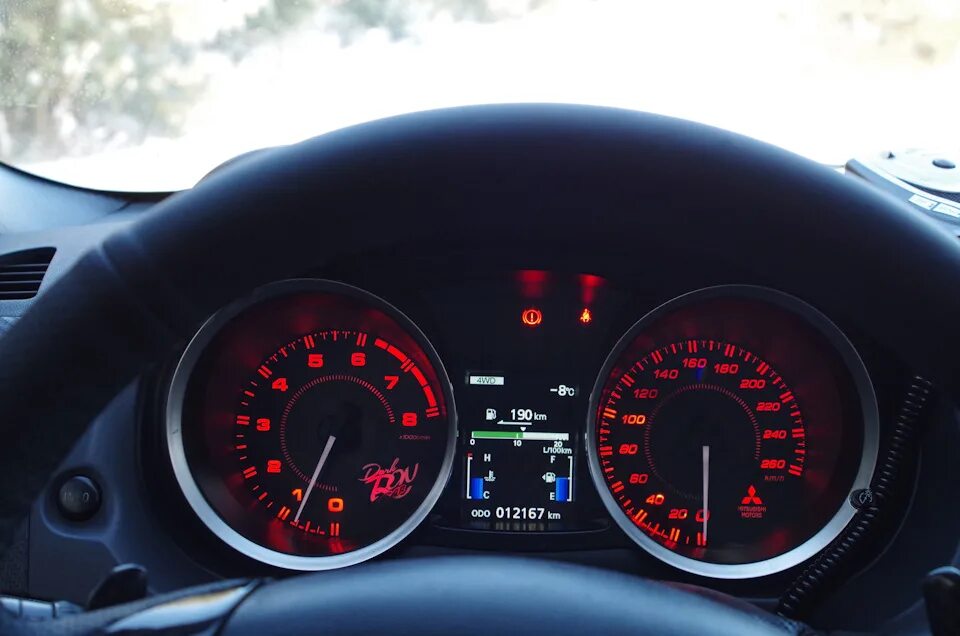 Спидометр лансера. Mitsubishi lancer 10 спидометр. приборная панель митсубиси лансер 10.