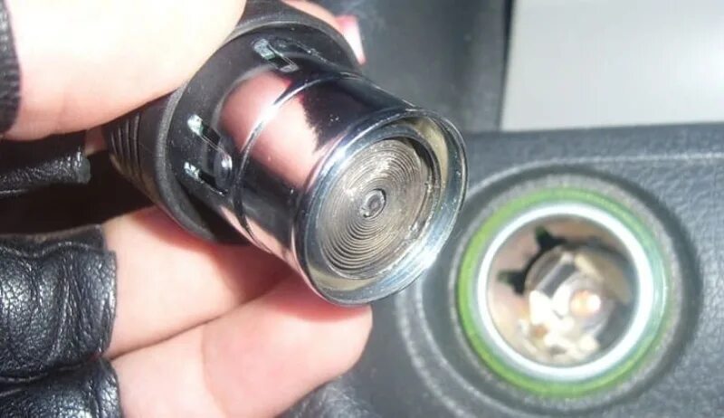 Не работает прикуриватель 2110. Прикуриватель valeo 7394. как работает прикуриватель. гнездо прикуривателя ваз. переходник с разметки на прикуриватель.