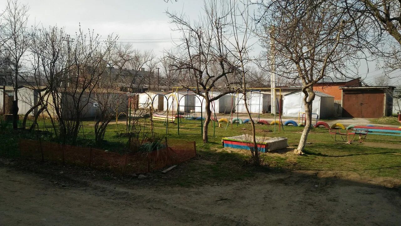 Школа 46 поселок черноморский северский район. Прогноз погоды в пгт черноморский северского. Прогноз погоды в пгт черноморский северского. Памятники в пгт. Пгт черноморский северского района краснодарского края.