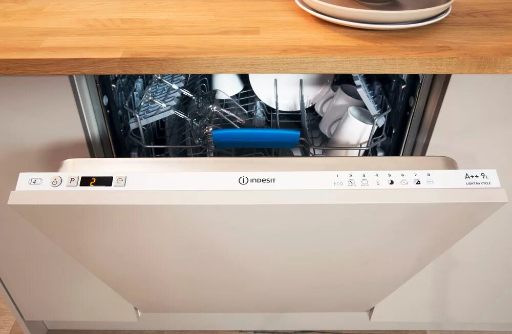 Посудомоечная машина индезит 45 см. Встроенная посудомоечная машина Индезит.
