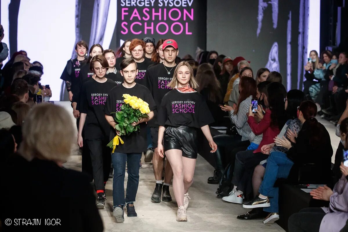 Московская неделя моды март 2024. Фэшн Вик в Москве 2021. Sergey Sysoev Fashion School.