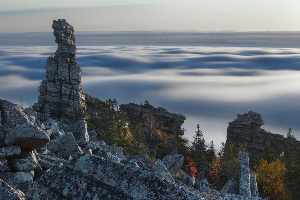 Самая низкая гора урала. Гора Помяненный камень Пермский край. Помяненный Колчимский камень. Поменянный КАМЕНЬПЕРМСКИЙ край. Красновишерск Колчимский камень.