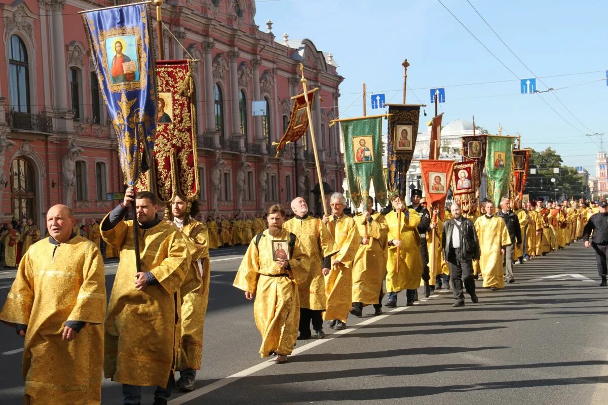 Крестный ход в белгороде апрель 2024. Крестный ход в Санкт-Петербурге 12 сентября 2022г.