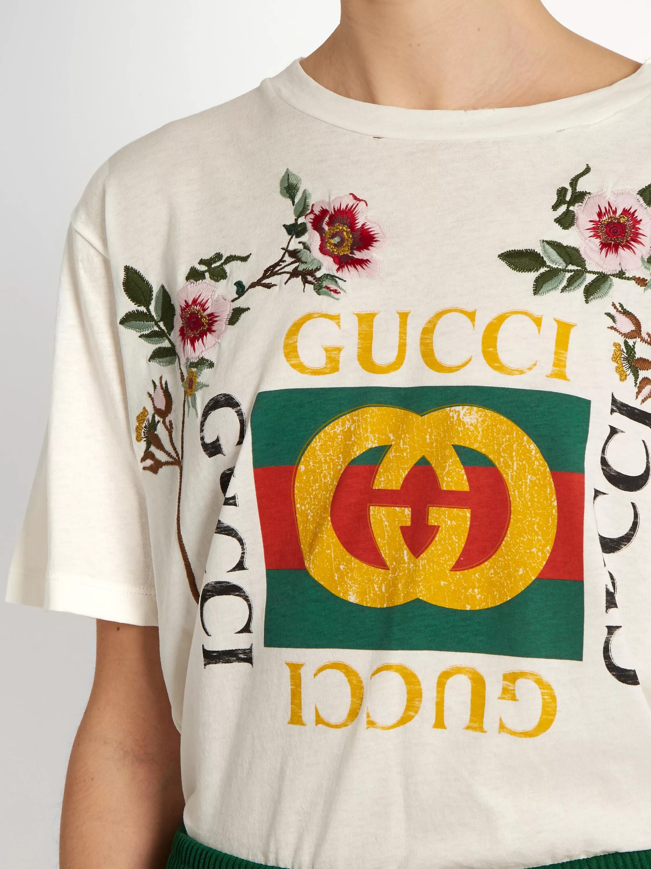 Надпись гуччи. Гуччи logo t-Shirt. Принт гуччи лого. Gucci надпись. Гуччи логотип гуччи.