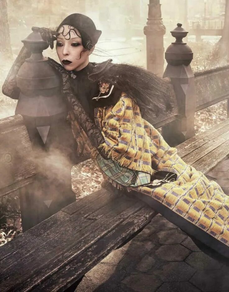 Vogue германия. Fashion photography vogue. Luigi iango фотографы. Фэшн готическая съёмка. Lady york.