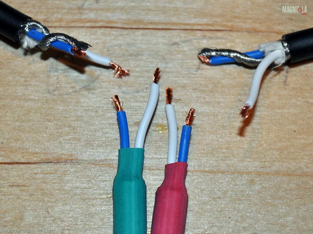 Видео кабель своими руками. Межблоки RCA 0,5. Межблочник из USB кабеля. Экранированный провод для акустики. Y кабель своими руками.