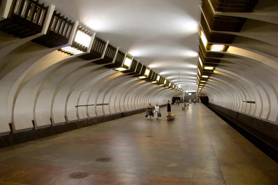 Парк культуры (станция метро, нижний новгород). Ленинская (станция метро, нижний новгород). Ленинская (станция метро, нижний новгород). Метро ленинская нижний новгород. Станция ленинская нижегородский метрополитен.
