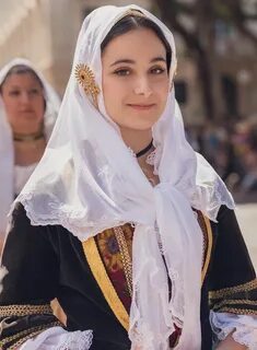 Национальный еврейский костюм женский