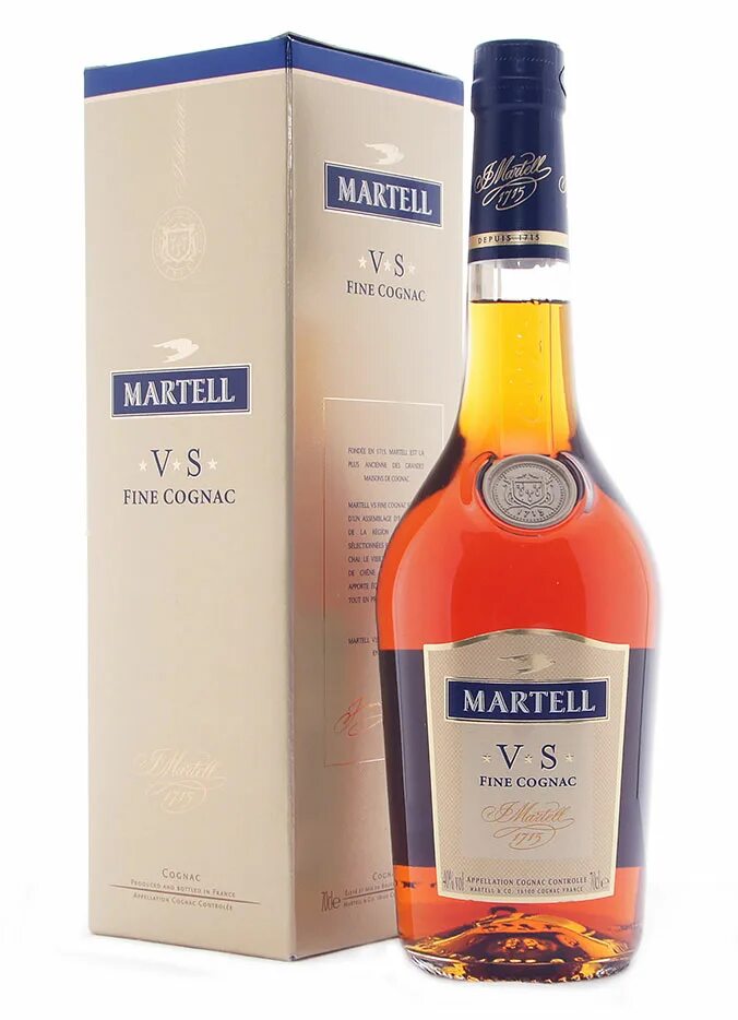 Martell 0.7 цена. Martell vs Fine Champagne Cognac. Коньяк Мартель vs 0.7. Martell vs Fine Cognac 0.7. Коньяк vs Cognac Martell.