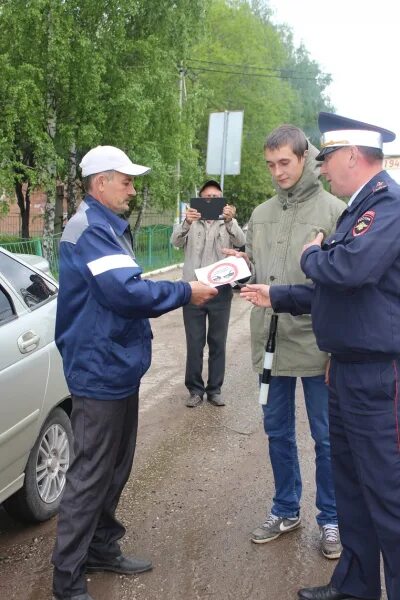 Погода клявлино самарская область на 10 дней. Клявлинский район ГАИ. Инспектор дистанции. Дистанция в ГИБДД. Автошкола в Самарская область Клявлино.