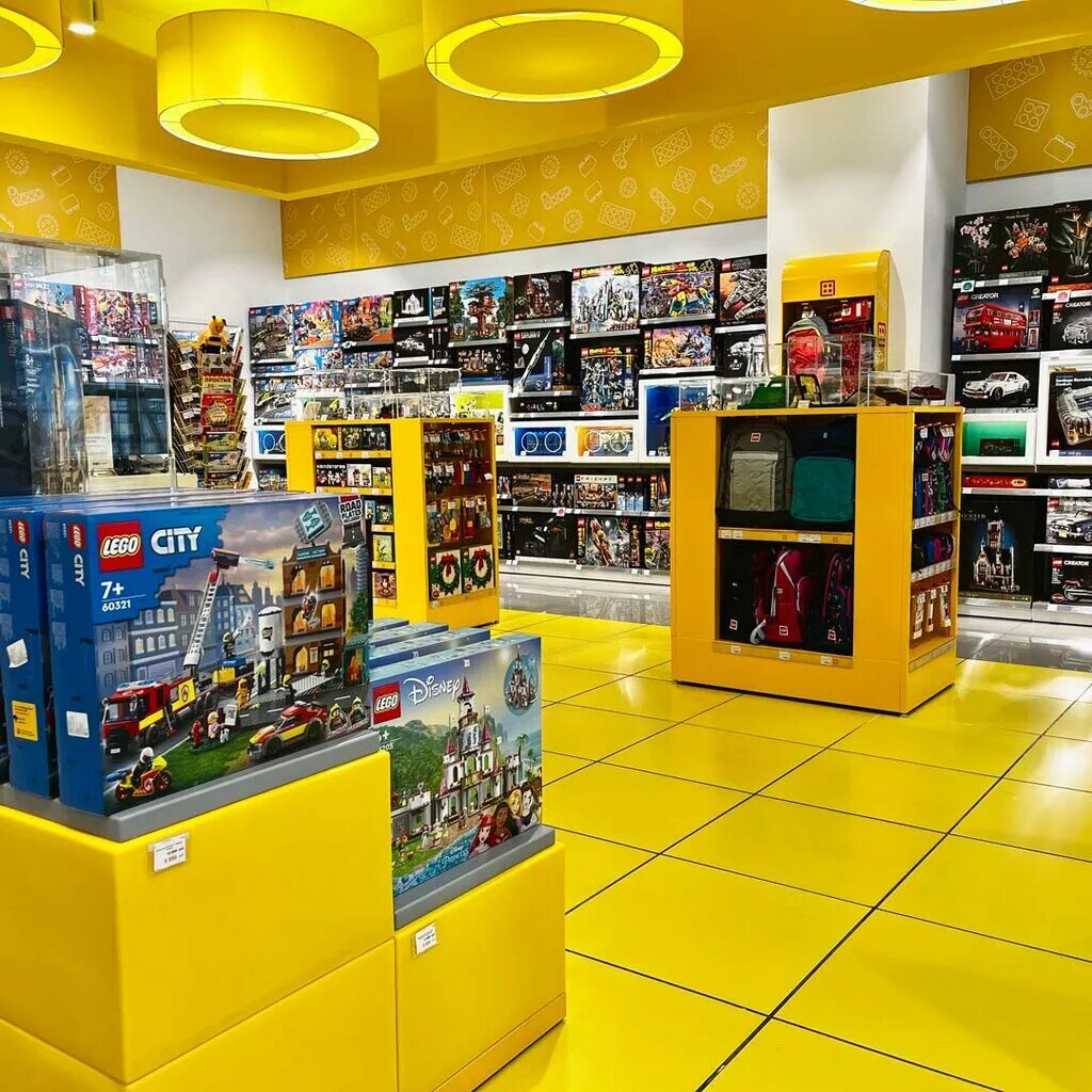 Приложение мир кубиков. Мир кубиков уфа. Приложение мир кубиков. Витрина магазина лего. Приложение мир кубиков.