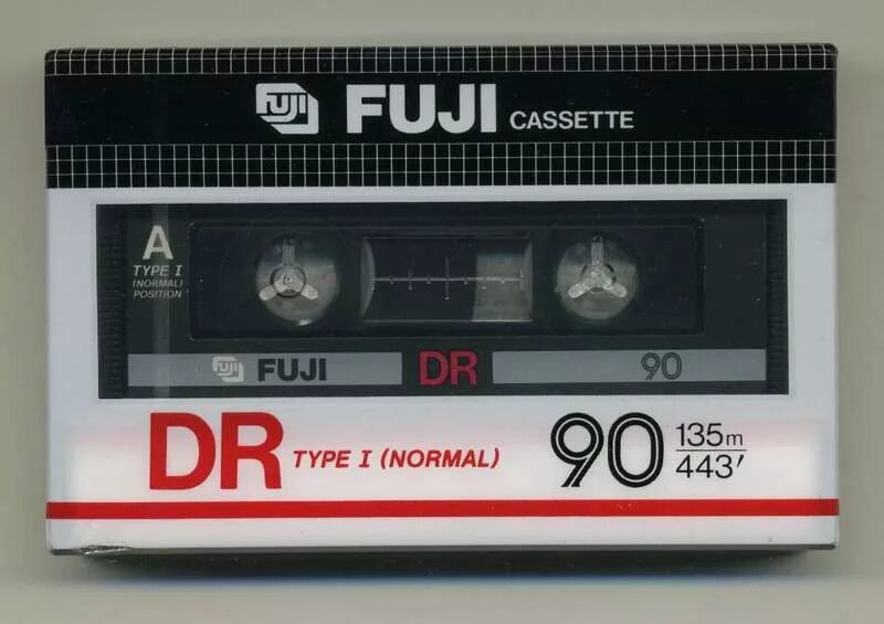 Поделки из аудиокассет. Кассета аукс. Как сделать кассету. Поделки из кассетной ленты. Как сделать кассету.