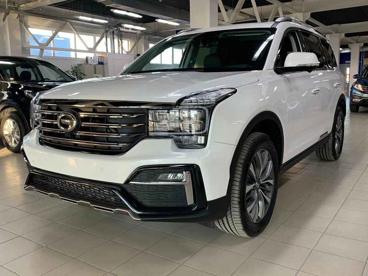 Купить gac gs8 у официального. Гак гс8. GAC gs8 2021 чёрный. GAC gs8 белый с черной крышей. Гак гс8 купить.