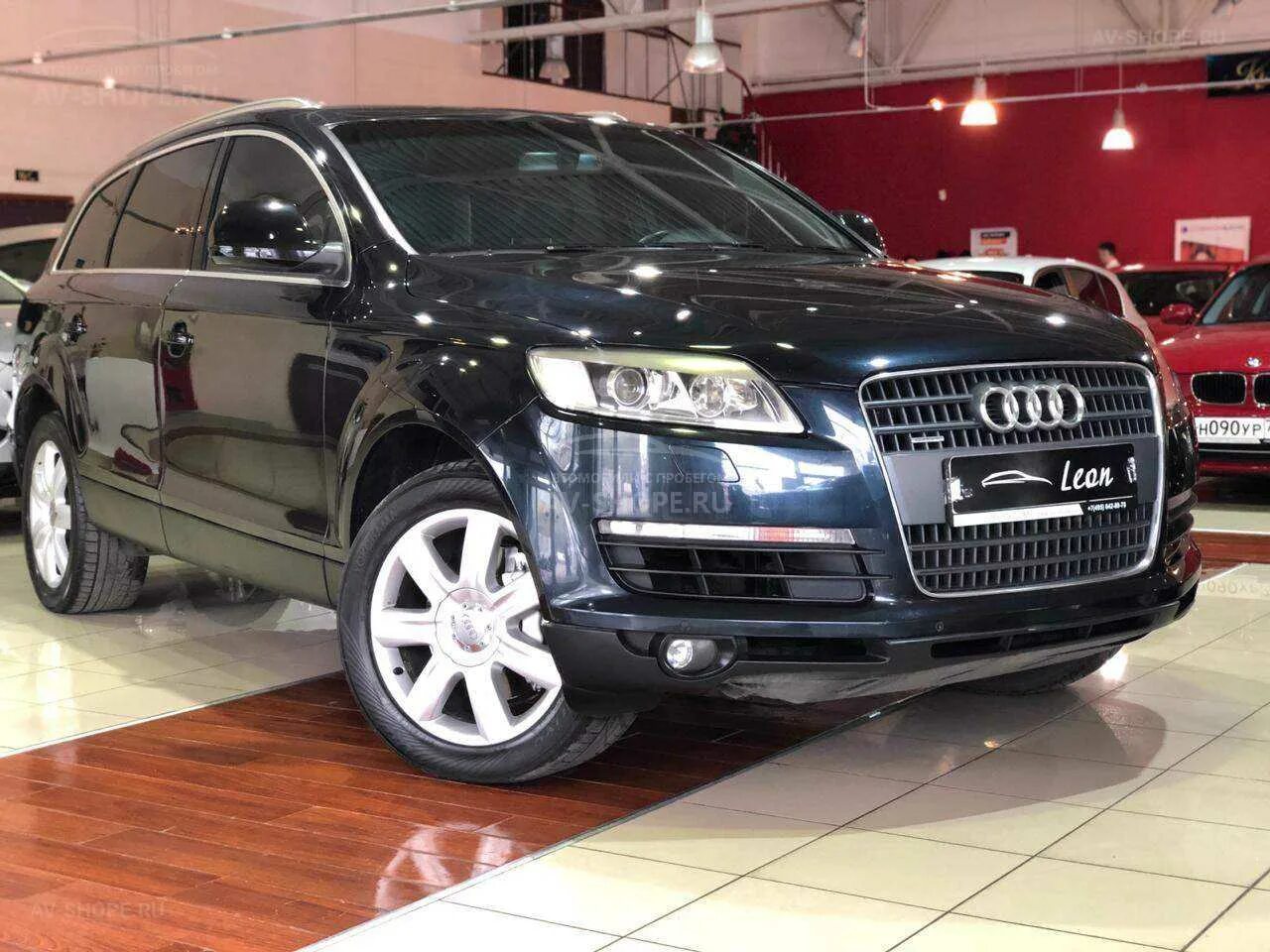 Купить ку 7 бу. Audi q7 2008. Audi q7 q7 2008. Ауди джип q7. Ауди джип q7 2008.