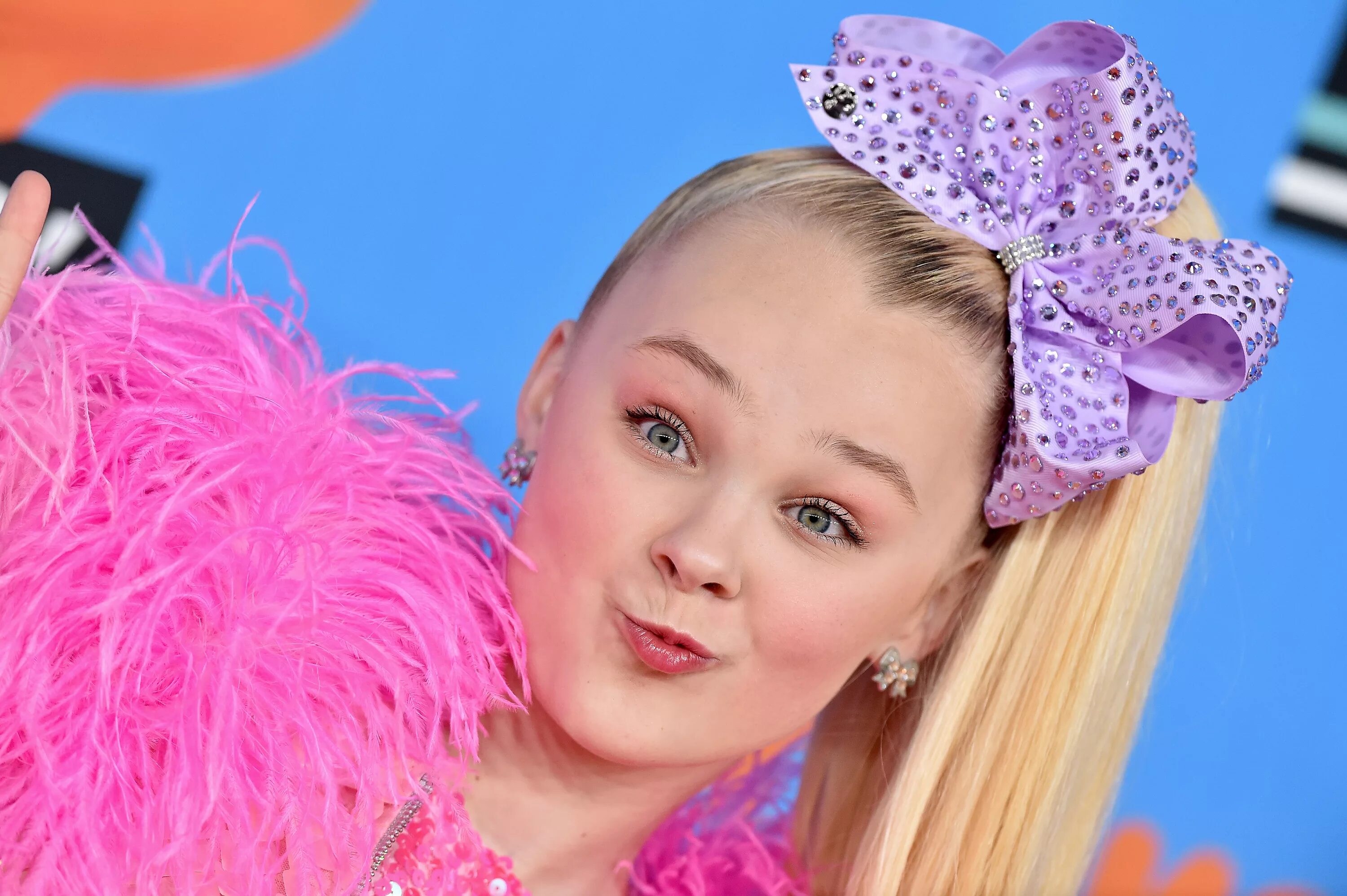 Джоджо сива карма. Jojo Siwa. Джо Джо Сива шоу. Jojo Siwa фото. Джоджо Сива Jojo.