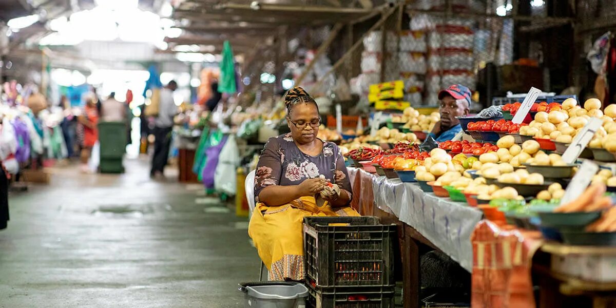 Стрит Вендер. Philippines vendors. Local Market vendors in Colombia. African Street. Local product