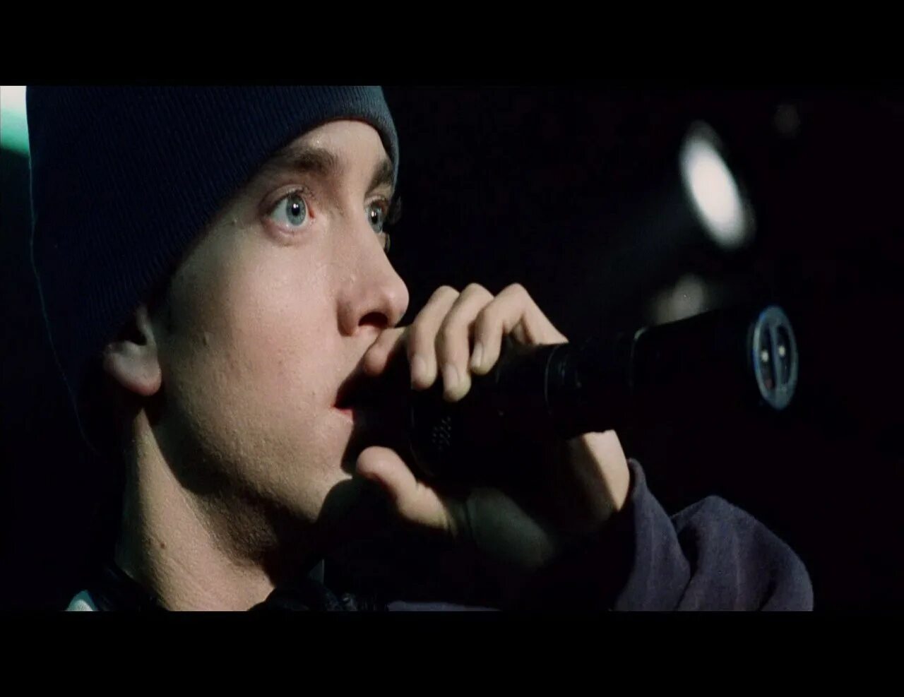 Песня рэп видео. Альтер эго Эминема. Eminem 2012. Eminem 8 Mile last Battle. Парень читает рэп.