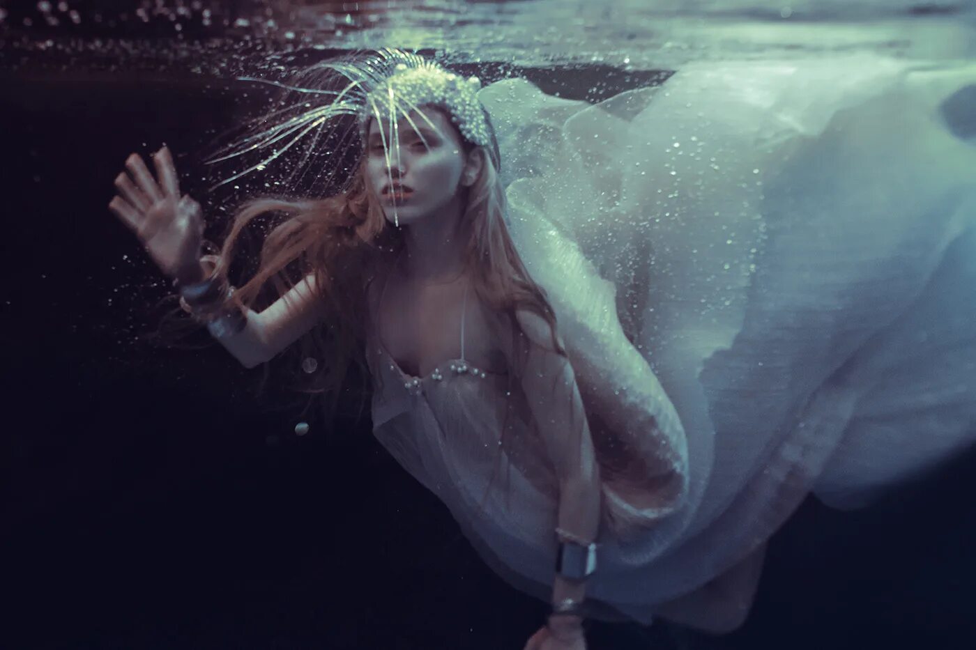 русалка. подводная фотосессия. фотосессия русалка. русалка в воде. русалка под водой.
