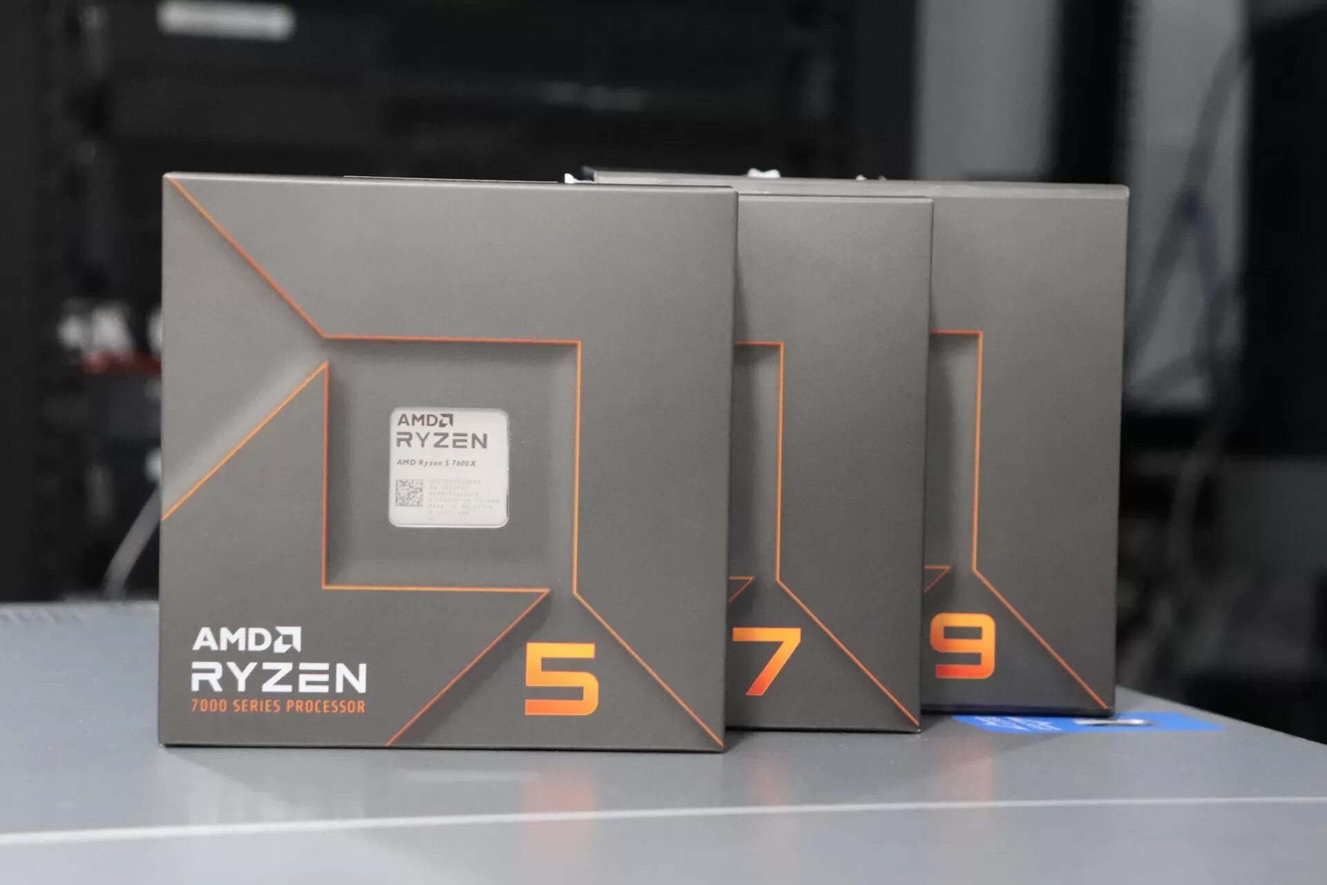 Ryzen 7 7800x3d. Ryzen 3 1300x. Ryzen 7000. Ryzen 5. Ryzen 7000 series