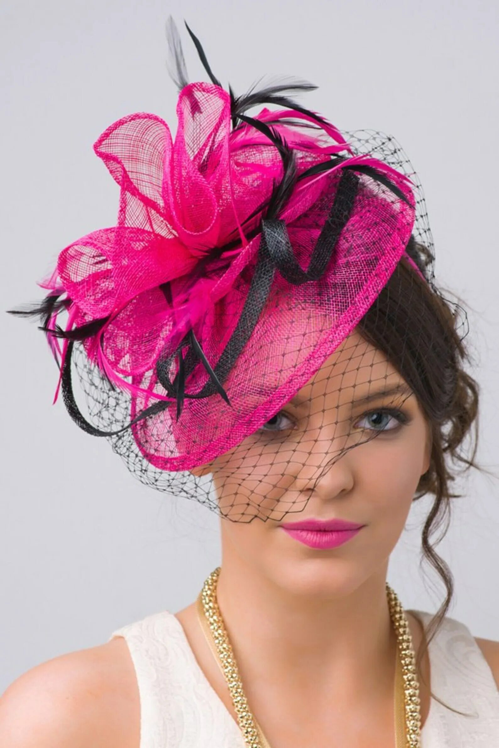 Как украсить шляпку. Шляпка "Пейтон". Шляпки Fascinator. Мини шляпка. Шляпки для девочек.