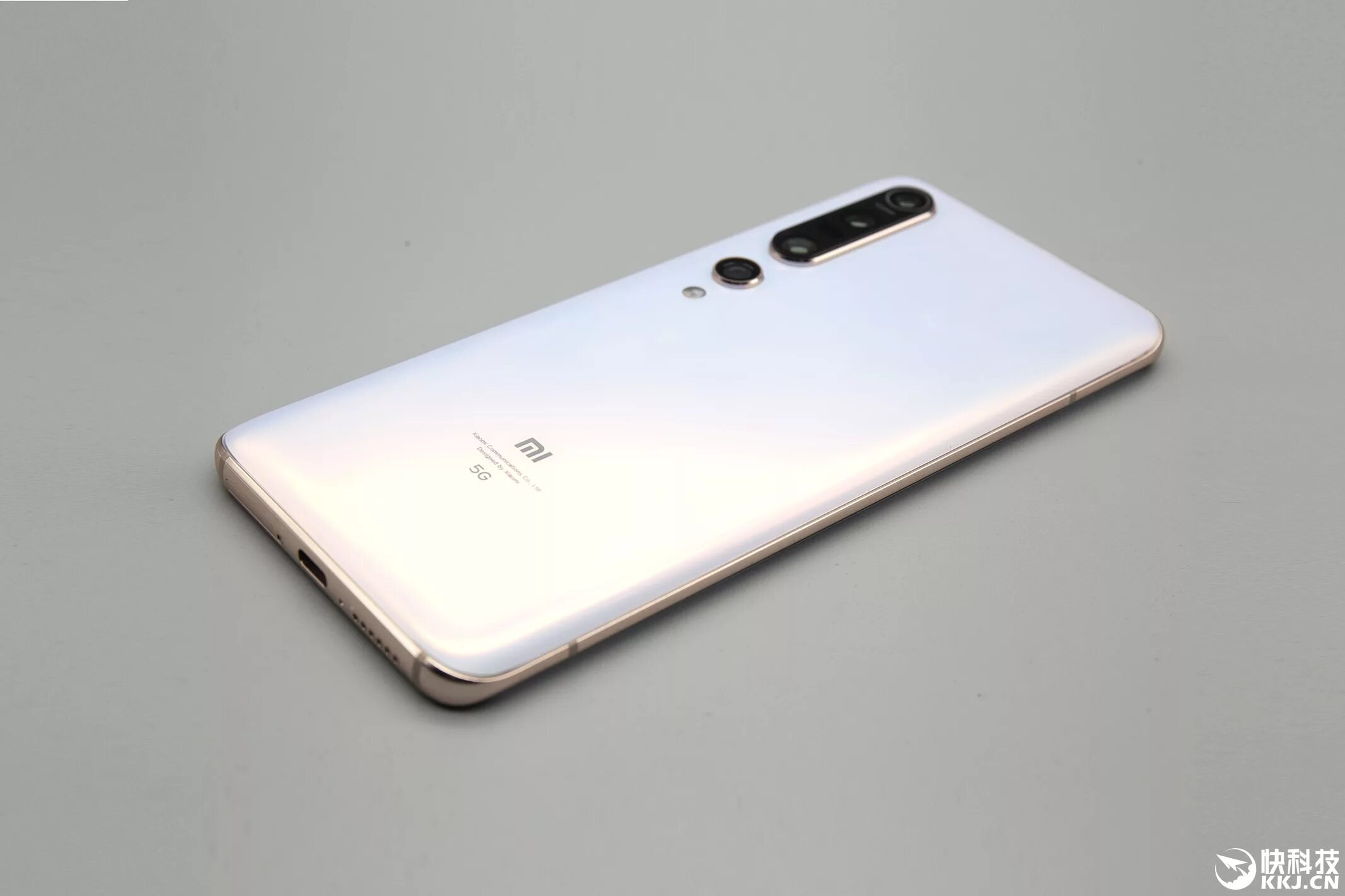 Mi x6. Xiaomi mi 10 Pro. Xiaomi Redmi 10 White. Редми 10 s белый. Xiaomi mi 10 белый.