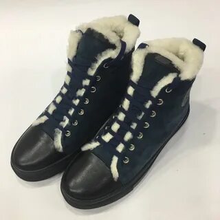 Зимние меховые кроссовки