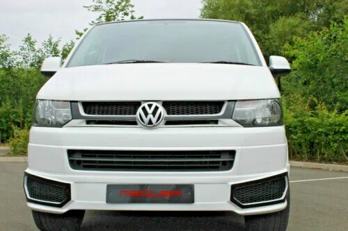 VW t5 Front Grille. Решетка радиатора Multivan t5. Мультивен t5 решетка. Volkswagen Transporter t5 Рестайлинг. T5 12v