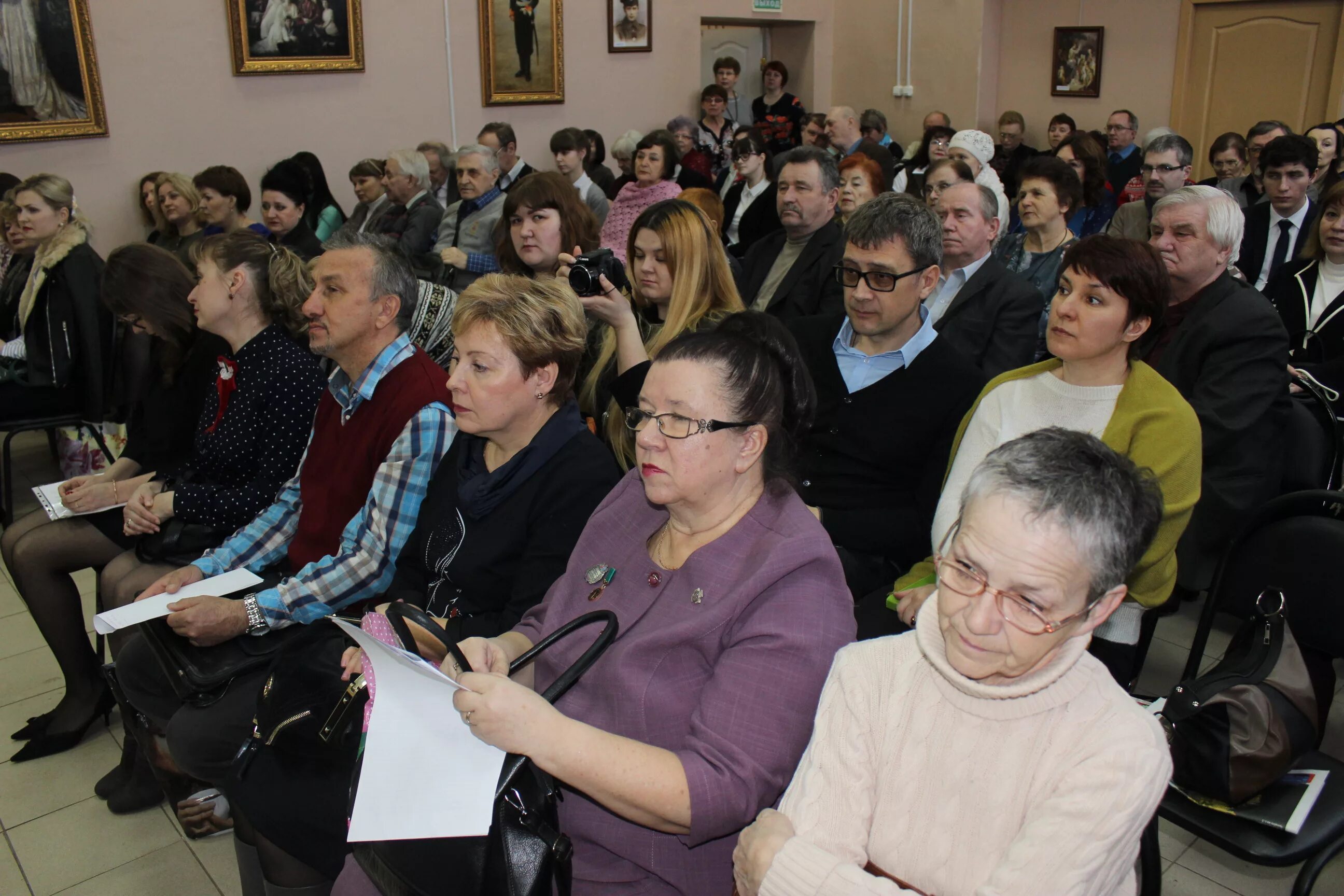 Работа в кинешме. Краеведческий музей кинешма. краеведческая конференция кинешма. кинешемская краеведческая конференция. краеведческая конференция в кинешме церковное краеведение.