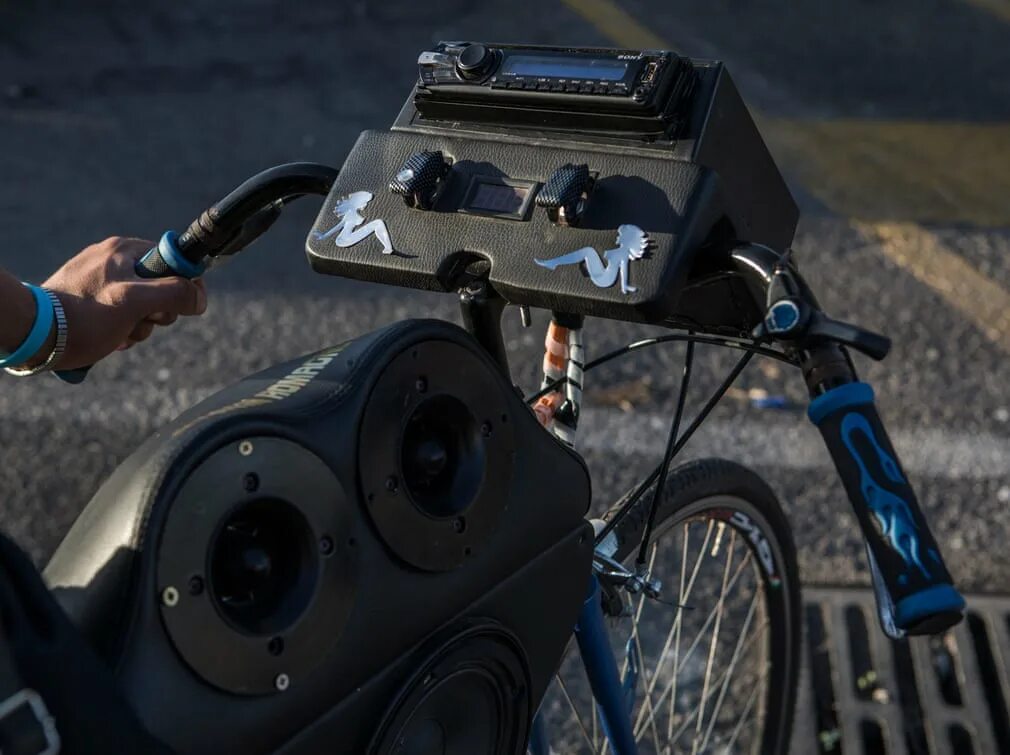 Велики саб. Тюнингованный велик. Велики саб. Колонки на велик. Бмикс скоростной.