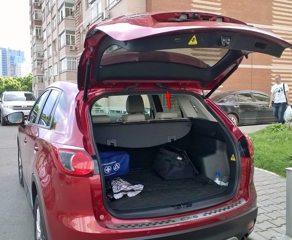Задняя дверь мазда сх5. Мазда СХ-5 багажник. Мазда cx5 багажник. Багажник Mazda cx5 KF. Mazda CX-7 багажник.