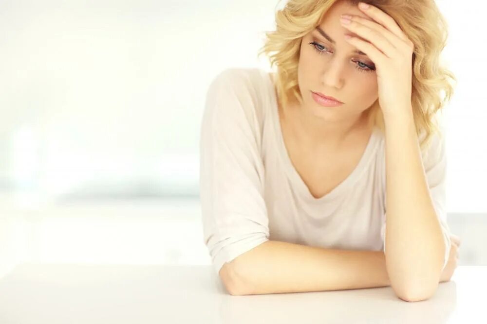 Эмоциональные переживания. Worried человек. Worry about. Фрустрация эмоция. Тревога эмоция.