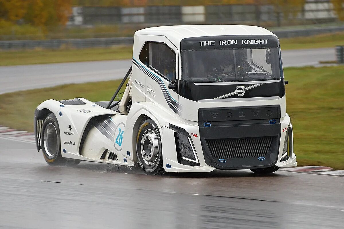 Самый быстрый трак. Самый быстрый трак. Kenworth t680 2022. Тягач kenworth t680. Шоквейв грузовик.