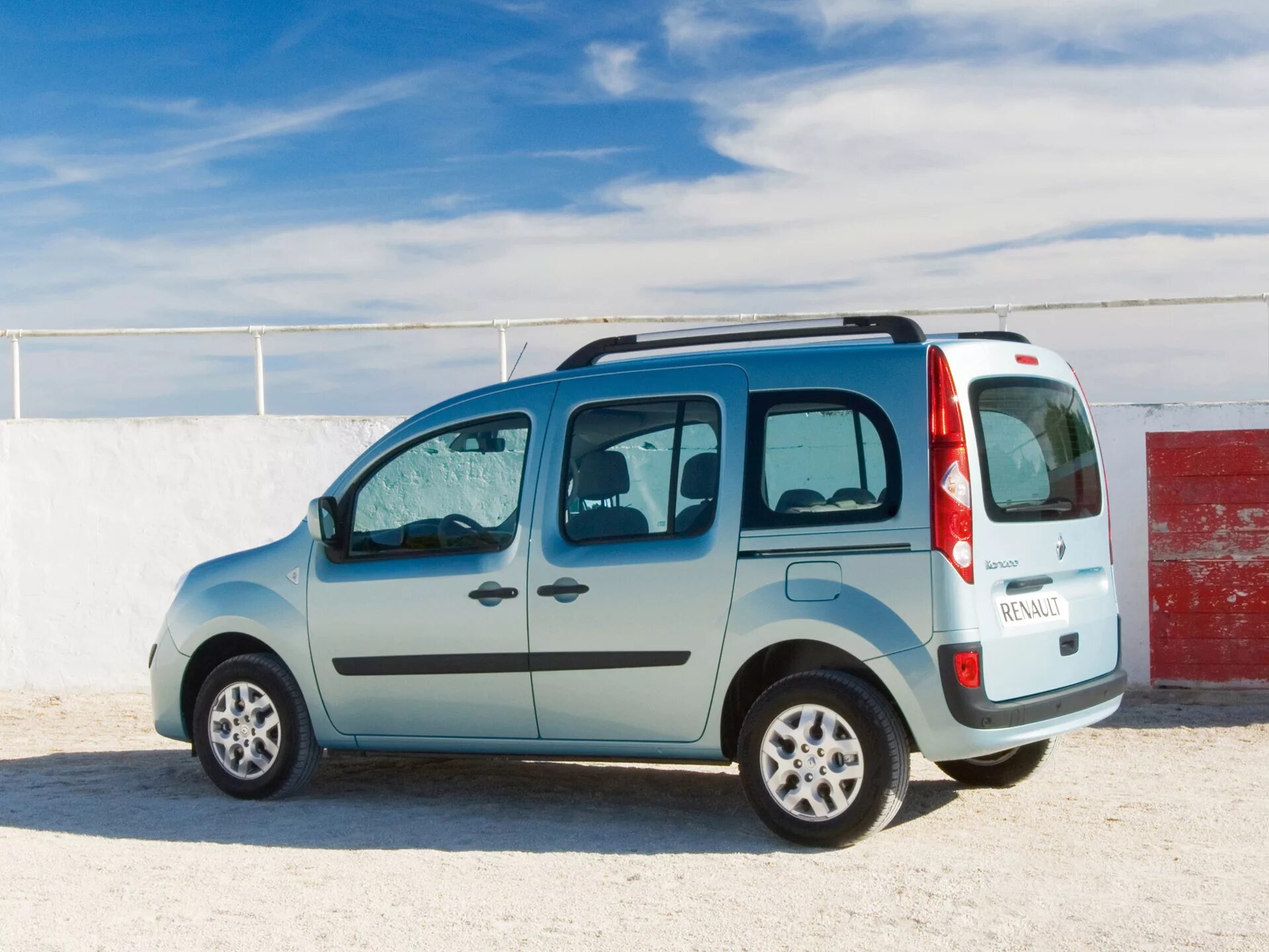 Рено кангу 1.5. Renault Kangoo 2007. Рено Кангу 2 поколение. Рено Кангу 1 поколение. Renault Kangoo 2012.