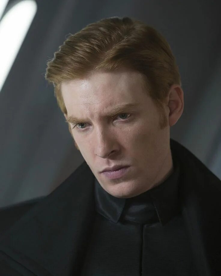 Average General Hux Enjoyer Star wars outfits, Star wars facts, Star wars cast